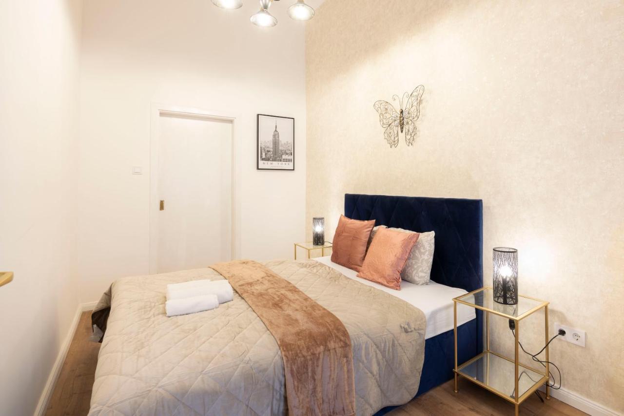 Luxurious Central Grand Home W/ 3Bedrm 2Bathrm Budapesta Exterior foto