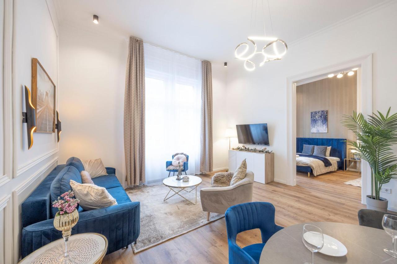 Luxurious Central Grand Home W/ 3Bedrm 2Bathrm Budapesta Exterior foto